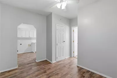 127 E Walker Street, Denison, TX 75021 - Photo 11
