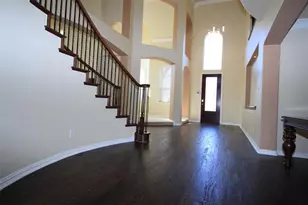 2719 Explorador, Grand Prairie, TX 75054 - Photo 5