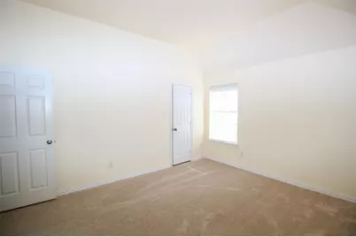 2719 Explorador, Grand Prairie, TX 75054 - Photo 29