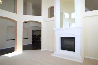 2719 Explorador, Grand Prairie, TX 75054 - Photo 13