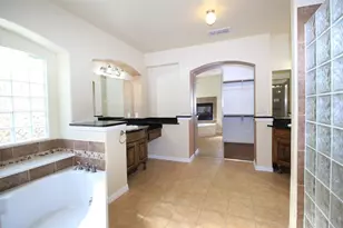 2719 Explorador, Grand Prairie, TX 75054 - Photo 23