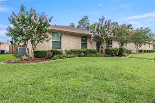 1506 Lexington Dr, Garland, TX 75041 - Photo 1
