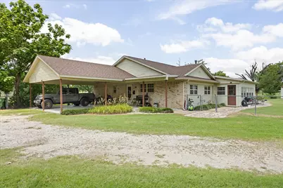 4210 Waples Road, Granbury, TX 76049 - Photo 13