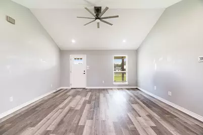 735 Todd Street, Blossom, TX 75416 - Photo 3
