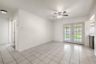 810 Waikiki Dr, Garland, TX 75043 - Photo 5