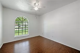 810 Waikiki Dr, Garland, TX 75043 - Photo 17