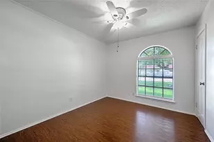 810 Waikiki Dr, Garland, TX 75043 - Photo 15