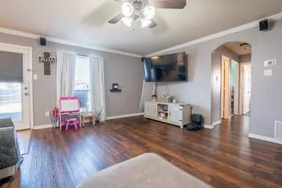 424 NE Murphy Road, Burleson, TX 76028 - Photo 11