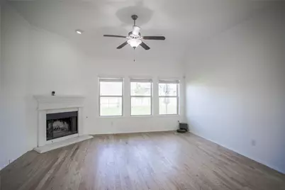 401 Eureka Court, Burleson, TX 76028 - Photo 23