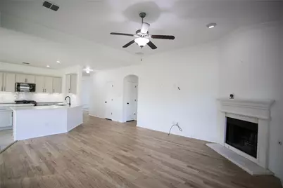 401 Eureka Court, Burleson, TX 76028 - Photo 13