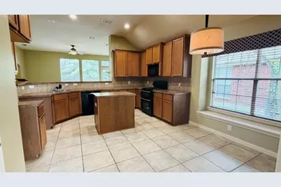 6517 Briar Lake Trail, Sachse, TX 75048 - Photo 3