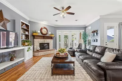 7009 Mossycup Lane, North Richland Hills, TX 76182 - Photo 9