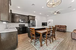 100 Tomahawk Dr, Lacy Lakeview, TX 76705 - Photo 11