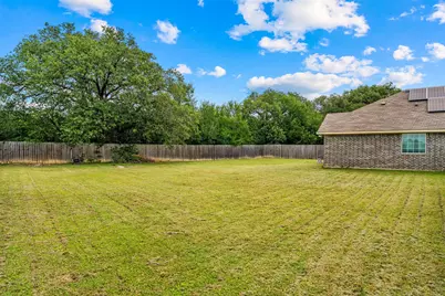 100 Tomahawk Drive, Lacy Lakeview, TX 76705 - Photo 31