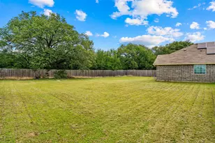 100 Tomahawk Dr, Lacy Lakeview, TX 76705 - Photo 31