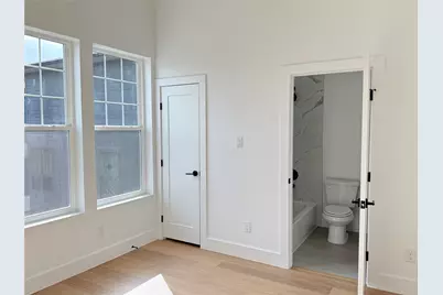 629 N Tyler Street #101-108, Dallas, TX 75208 - Photo 9
