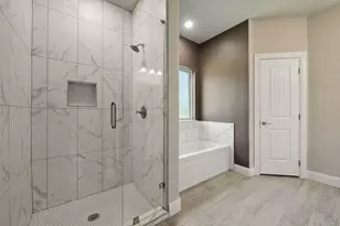 836 Haynie Dr, Runaway Bay, TX 76426 - Photo 19
