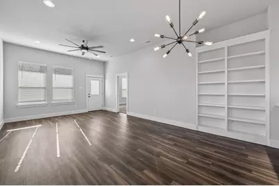 4207 Scarsdale Lane, Dallas, TX 75227 - Photo 9