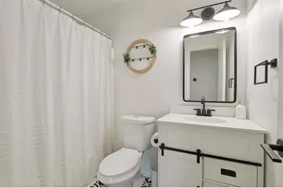 616 E Avenue E, Midlothian, TX 76065 - Photo 15