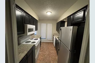 104 Oak Wood Lane, Kennedale, TX 76060 - Photo 7