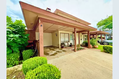2010 Via Sonoma, Carrollton, TX 75006 - Photo 3