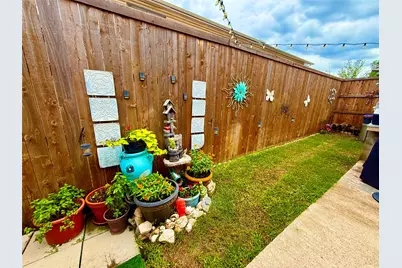 2010 Via Sonoma, Carrollton, TX 75006 - Photo 31