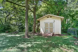 427 Whippoorwill Dr, Granbury, TX 76049 - Photo 37