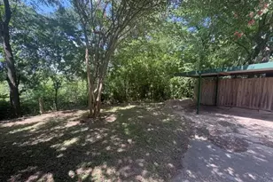 2207 Stevens Woods Ln, Dallas, TX 75208 - Photo 19