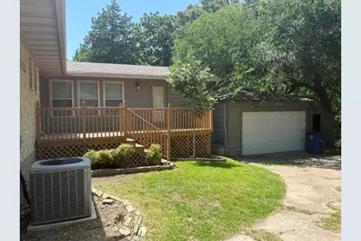2207 Stevens Woods Lane, Dallas, TX 75208 - Photo 15