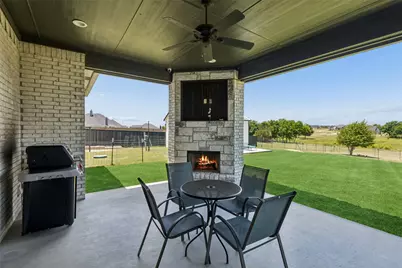 1107 Pioneer Crossing, Weatherford, TX 76088 - Photo 23