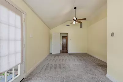 1344 Kiowa Drive E, Lake Kiowa, TX 76240 - Photo 21