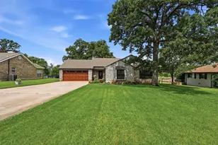 1344 Kiowa Dr E, Lake Kiowa, TX 76240 - Photo 5