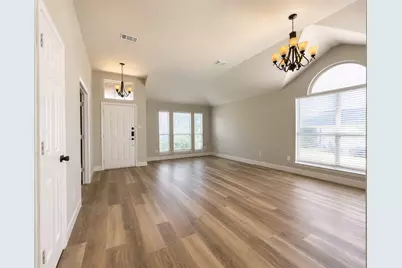 1612 Meadowview Drive, Corinth, TX 76210 - Photo 5
