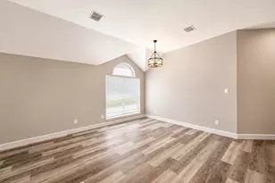 1612 Meadowview Dr, Corinth, TX 76210 - Photo 5