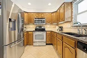 500 Saddle Rock Ct, Irving, TX 75063 - Photo 11