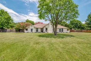 109 Shadow Dr, Red Oak, TX 75154 - Photo 1