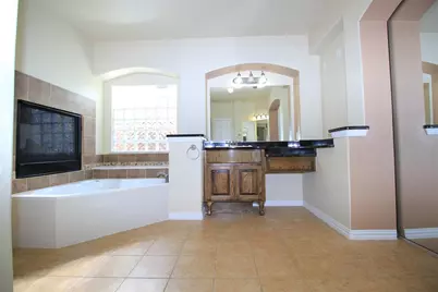 2719 Explorador, Grand Prairie, TX 75054 - Photo 23