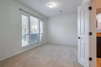 10701 Alexandria Drive, Frisco, TX 75035 - Photo 3