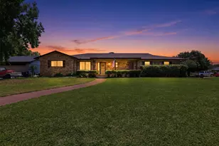 1117 Sheridan Ln, Cleburne, TX 76033 - Photo 3