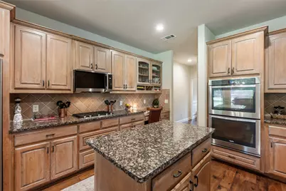 4308 Equestrian Way, Flower Mound, TX 75028 - Photo 11