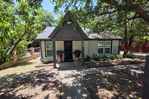 532 Griffith Ave, Dallas, TX 75208 - Photo 1