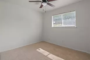 1410 Clearbrook St, Lancaster, TX 75134 - Photo 7