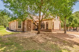 101 Windsong Ln, Tolar, TX 76476 - Photo 3