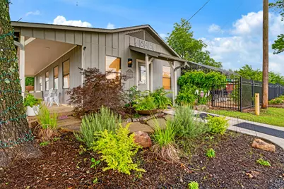 4645 Lamar Avenue, Paris, TX 75462 - Photo 3