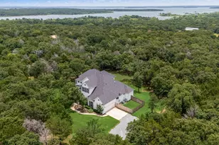 1619 Bloomfield Rd, Valley View, TX 76272 - Photo 35