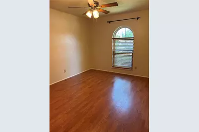 10207 Sweet Gum Street, Dallas, TX 75249 - Photo 15