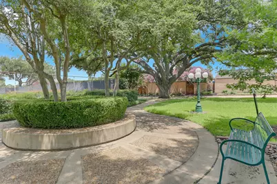 3132 San Sebastian Drive, Carrollton, TX 75006 - Photo 3