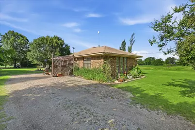 1025 Dominique Drive, Weatherford, TX 76087 - Photo 3