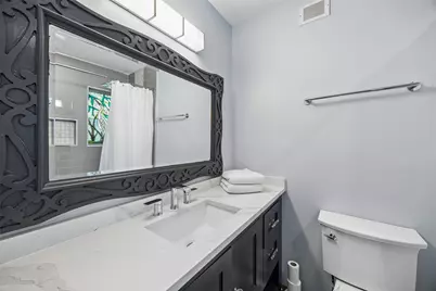 1802 N Prairie Avenue, Dallas, TX 75204 - Photo 15