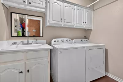 2335 Highlands Creek Road, Carrollton, TX 75007 - Photo 23